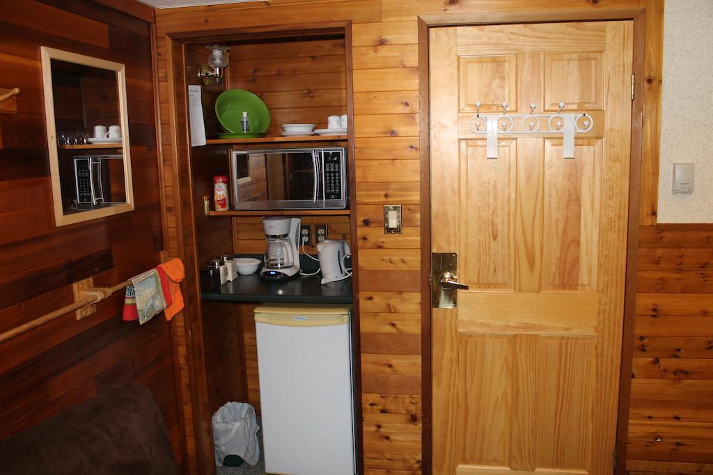 Celtic Haven Hotell Jasper National Park Rum bild