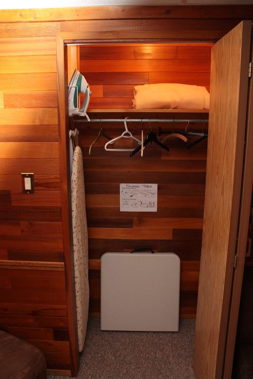 Celtic Haven Hotell Jasper National Park Rum bild